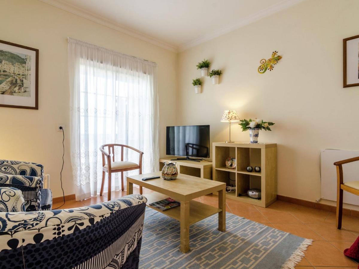 Warm And Comfortable Apartment